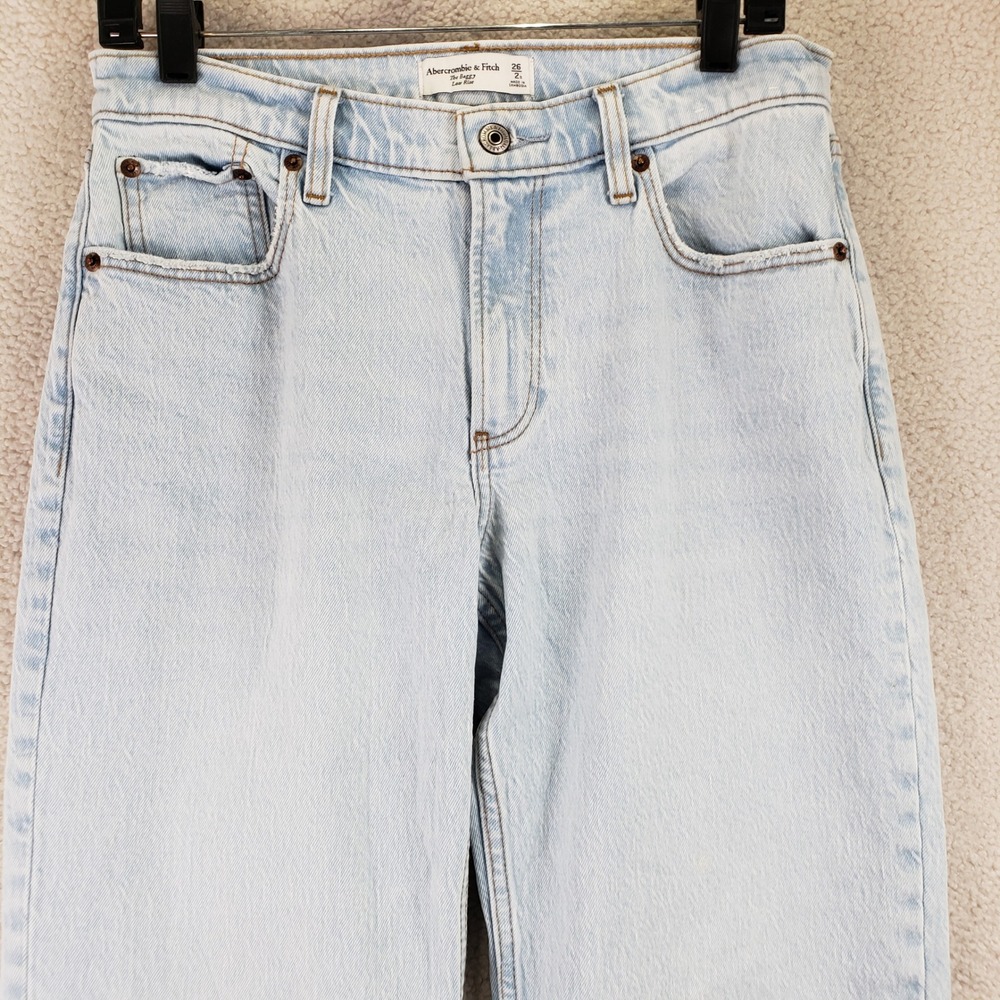 Abercrombie & Fitch The Baggy Low Rise Jeans Womens 26/2S Light Wash Y2K Skater - Picture 2 of 10